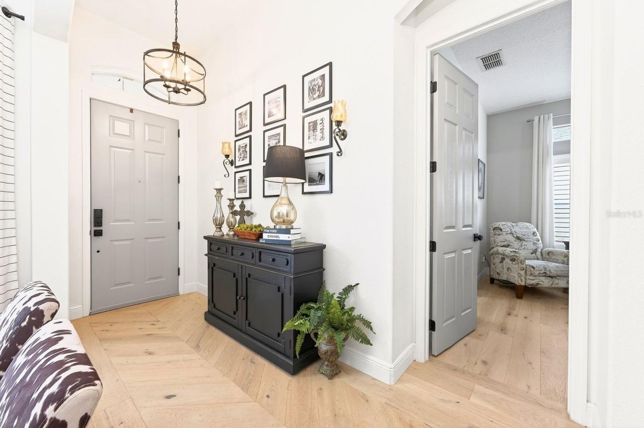 318 Tudor Spring Court, Orlando, FL 32828 Photo