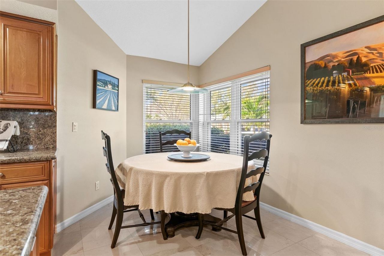 4731 Coconut Palm Circle Ne, Saint Petersburg, FL 33703 Photo