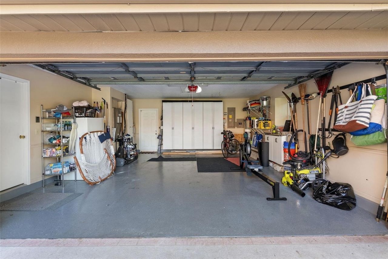 4731 Coconut Palm Circle Ne, Saint Petersburg, FL 33703 Photo