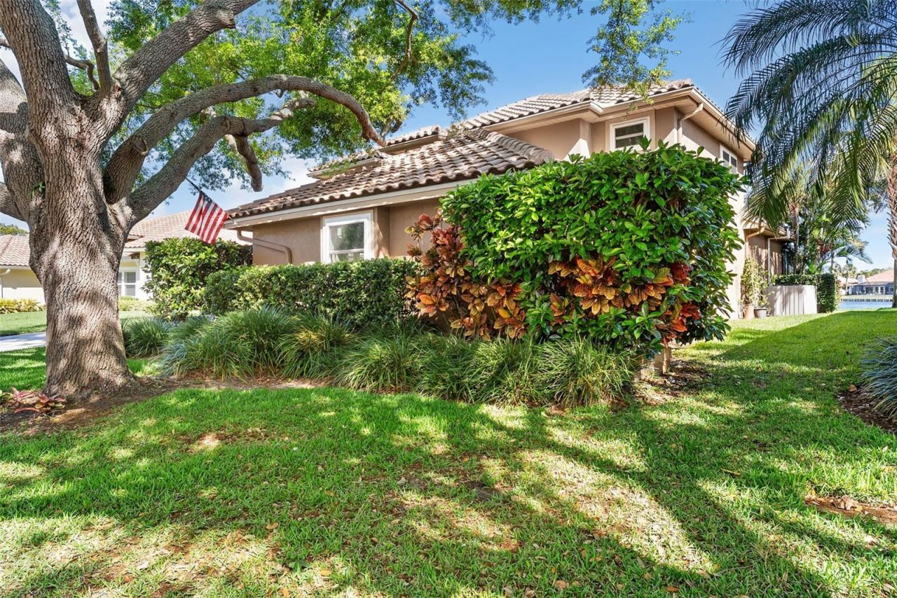 4731 Coconut Palm Circle Ne, Saint Petersburg, FL 33703 Photo