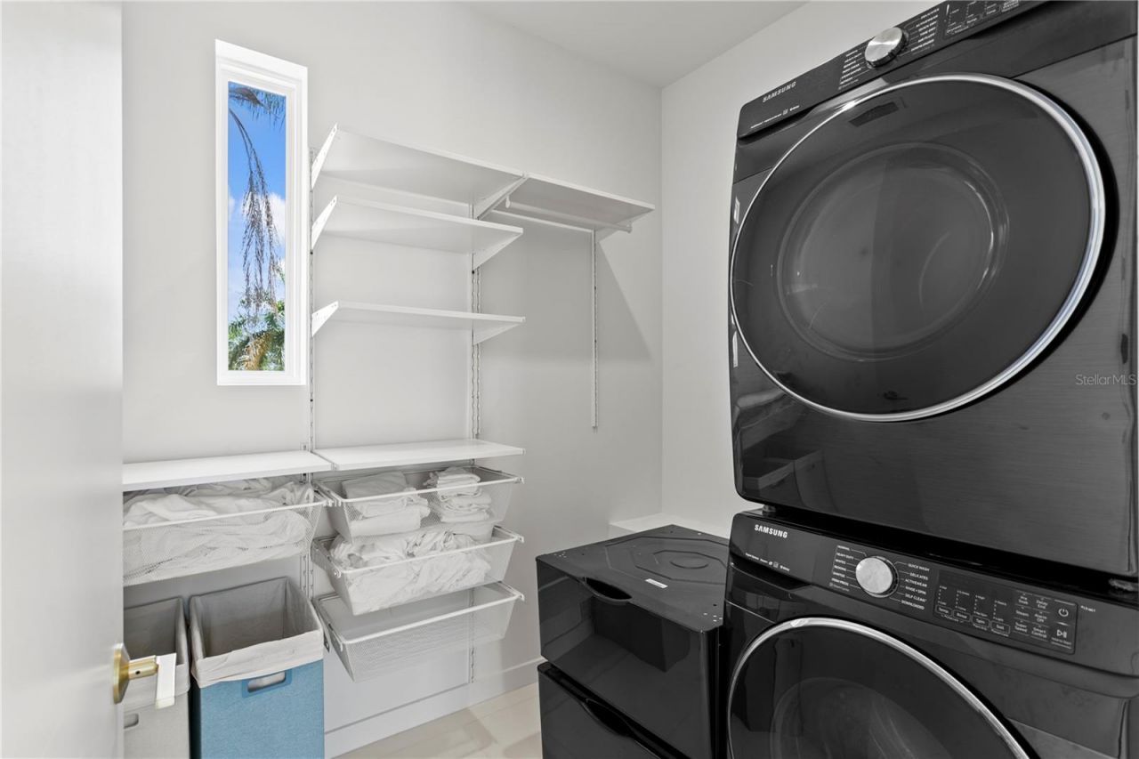 325 22nd Avenue Ne, Saint Petersburg, FL 33704 Photo