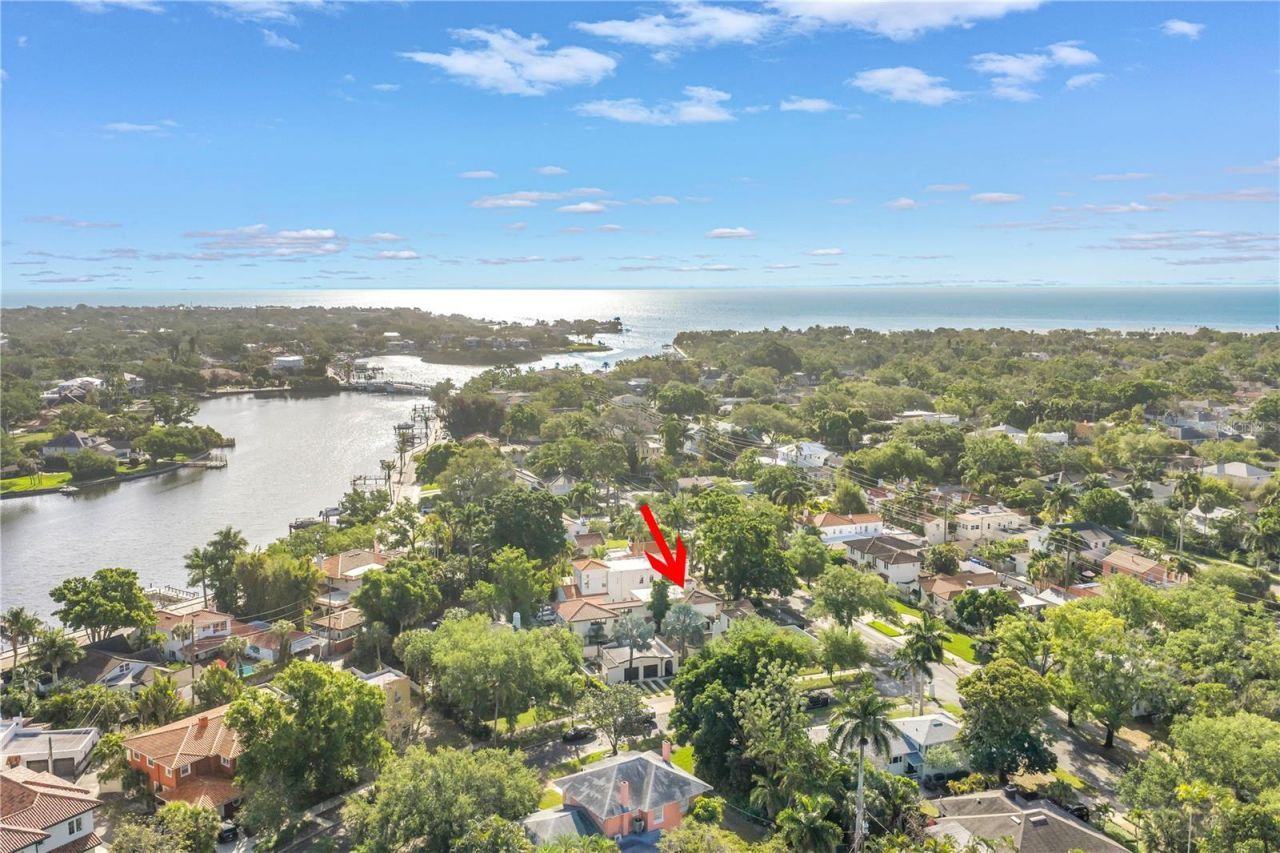 325 22nd Avenue Ne, Saint Petersburg, FL 33704 Photo