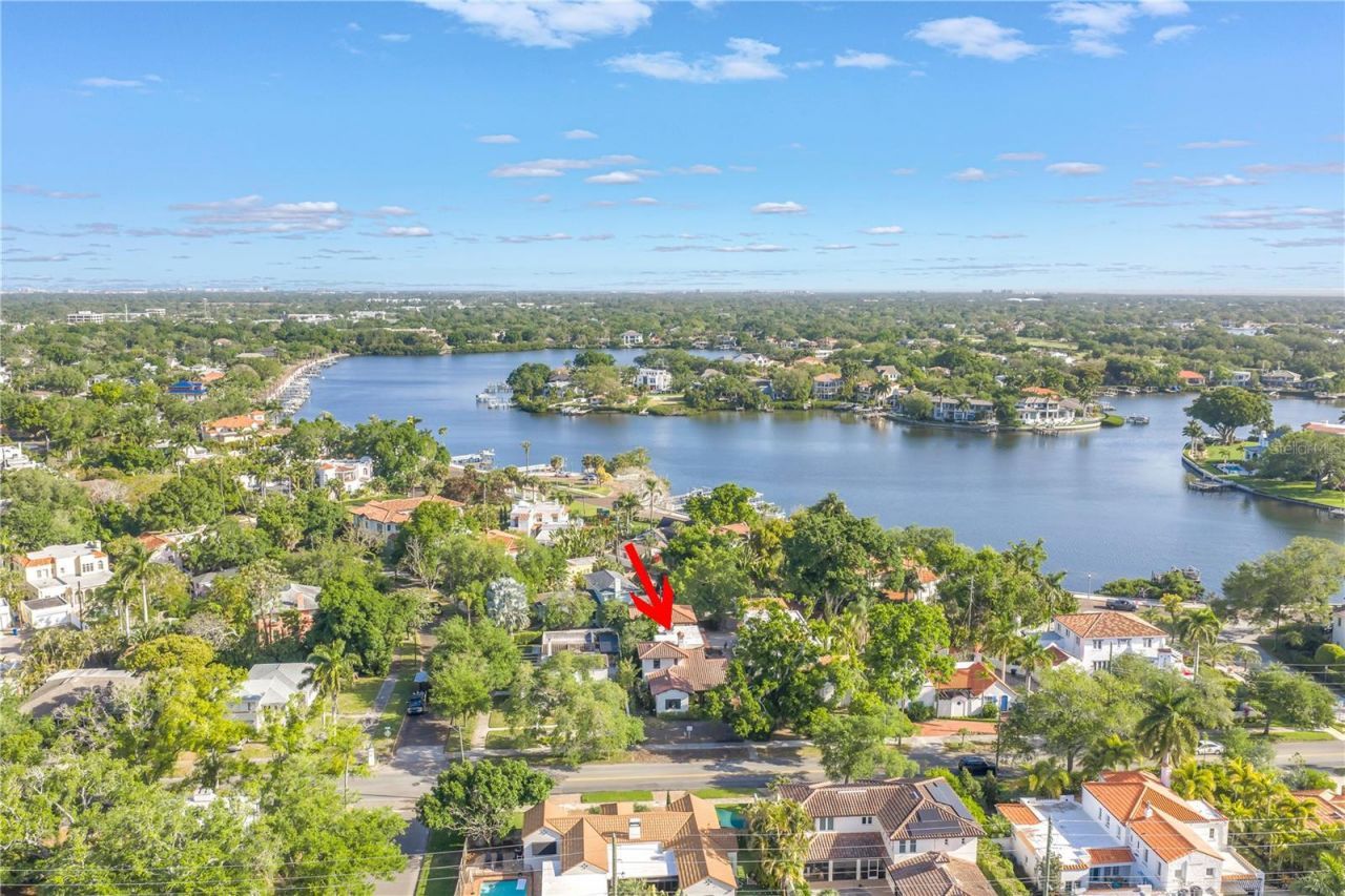 325 22nd Avenue Ne, Saint Petersburg, FL 33704 Photo