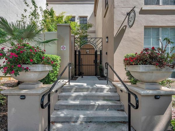 520 S ARMENIA AVENUE , Unit 1233, TAMPA, FL 33609