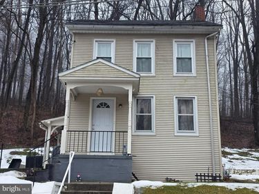 702 WYOMISSING ROAD, MOHNTON, PA 19540