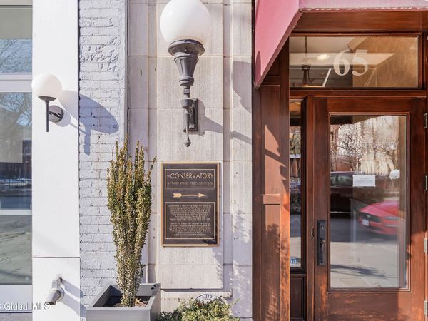 65 3rd Street, Unit 401, Troy, NY 12180
