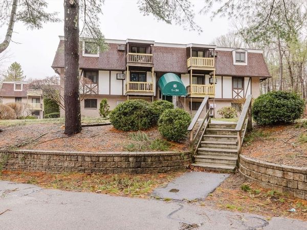 16 Erick Road, Unit 4, Mansfield, MA 02048