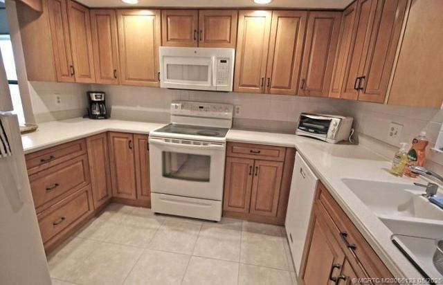 300 SW South River Drive, Unit 206, Stuart, FL 34997 Photo