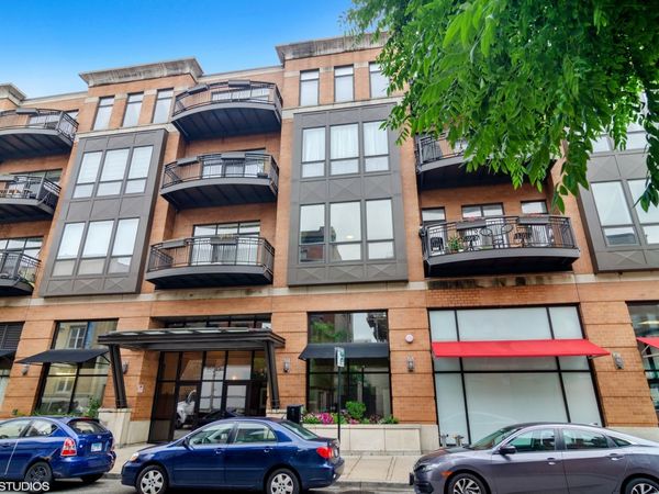 600 W Drummond Place, Unit 413, Chicago, IL 60614