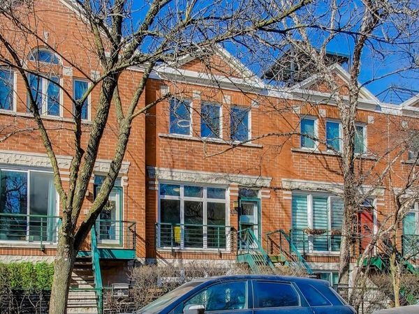 2502 N Bosworth Avenue , Chicago, IL 60614