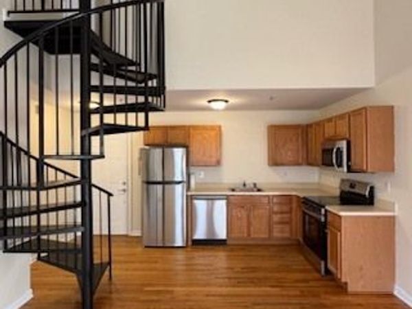 680 Boston Post , Unit 19, Milford, CT 06460