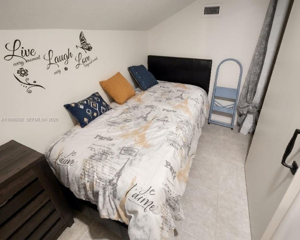 1016 Via Jardin, Unit 1016, Riviera Beach, FL 33418 Photo