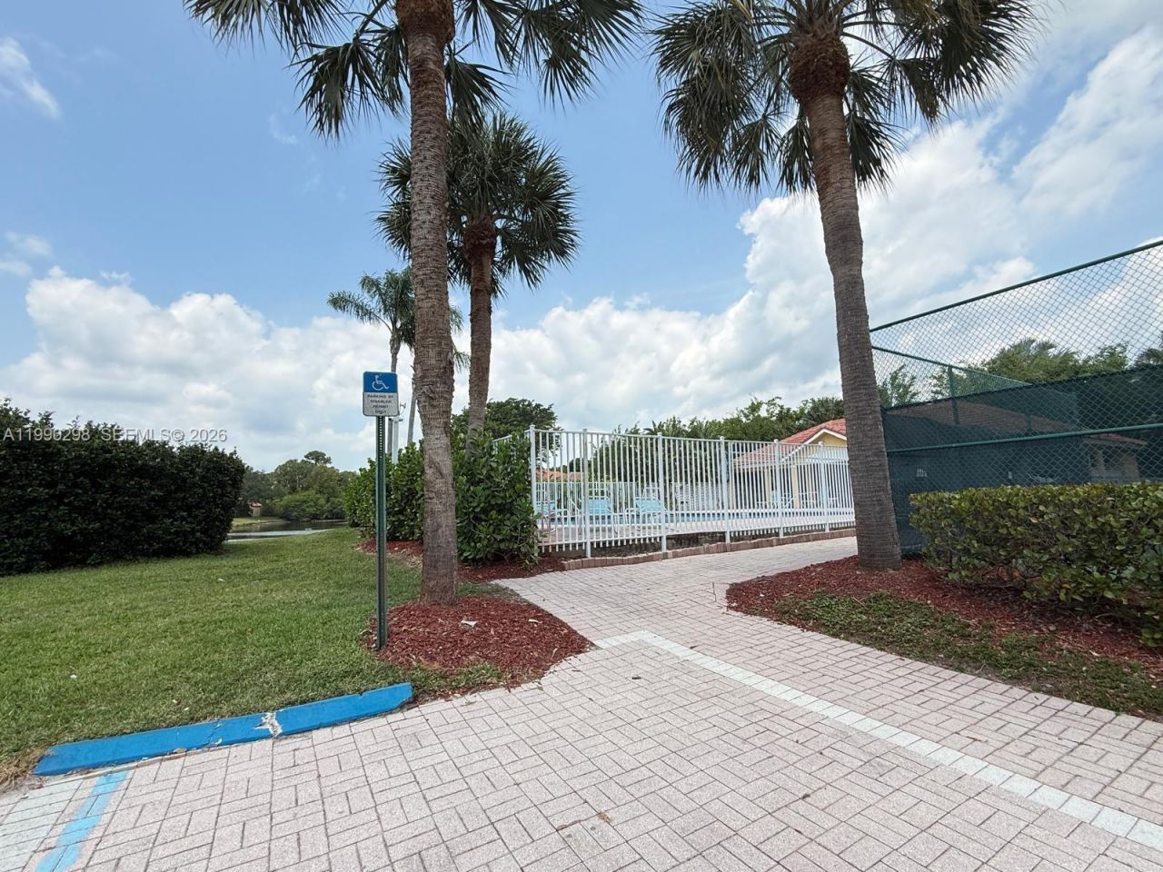 1016 Via Jardin, Unit 1016, Riviera Beach, FL 33418 Photo