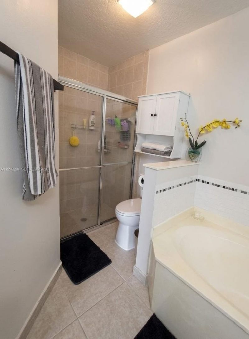 1016 Via Jardin, Unit 1016, Riviera Beach, FL 33418 Photo