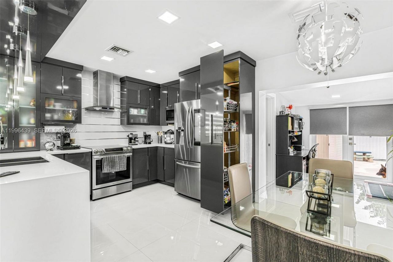 12001 SW 176th Ter, Miami, FL 33177 Photo