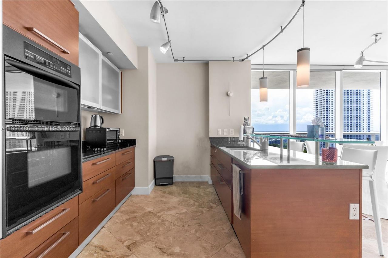 1830 S Ocean Dr, Unit 2608, Hallandale Beach, FL 33009 Photo