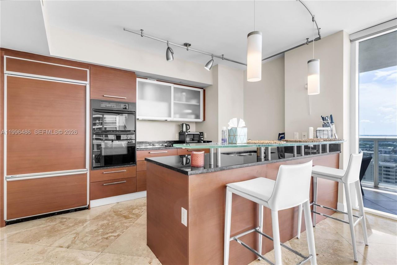 1830 S Ocean Dr, Unit 2608, Hallandale Beach, FL 33009 Photo