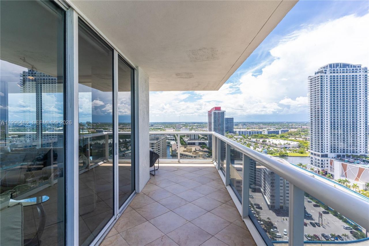 1830 S Ocean Dr, Unit 2608, Hallandale Beach, FL 33009 Photo