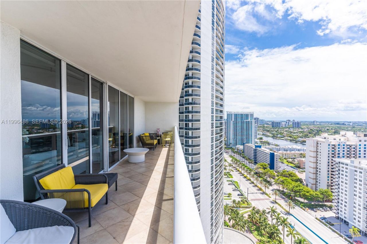 1830 S Ocean Dr, Unit 2608, Hallandale Beach, FL 33009 Photo