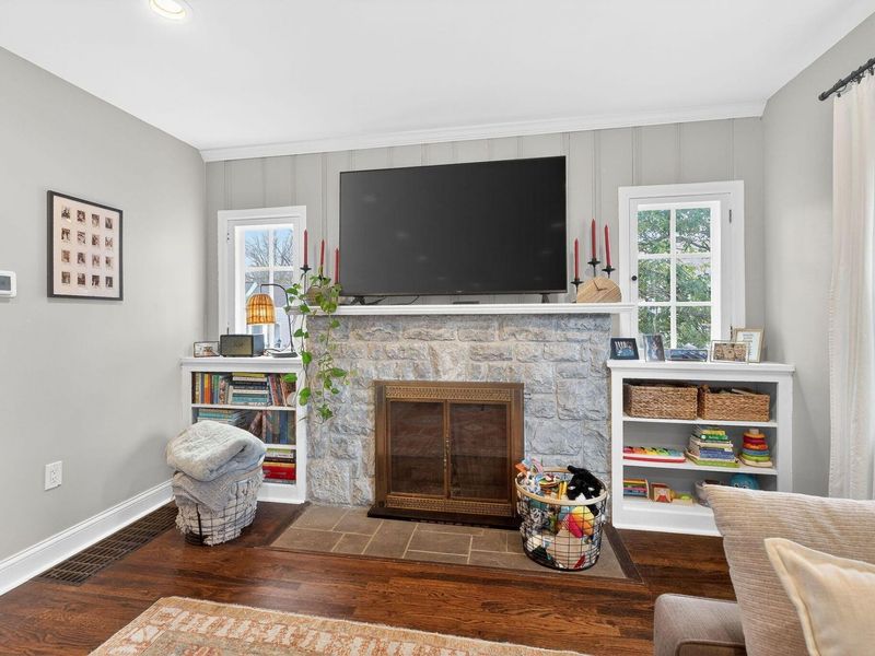 205 W Henderson Road, Columbus, OH 43214 Photo 13