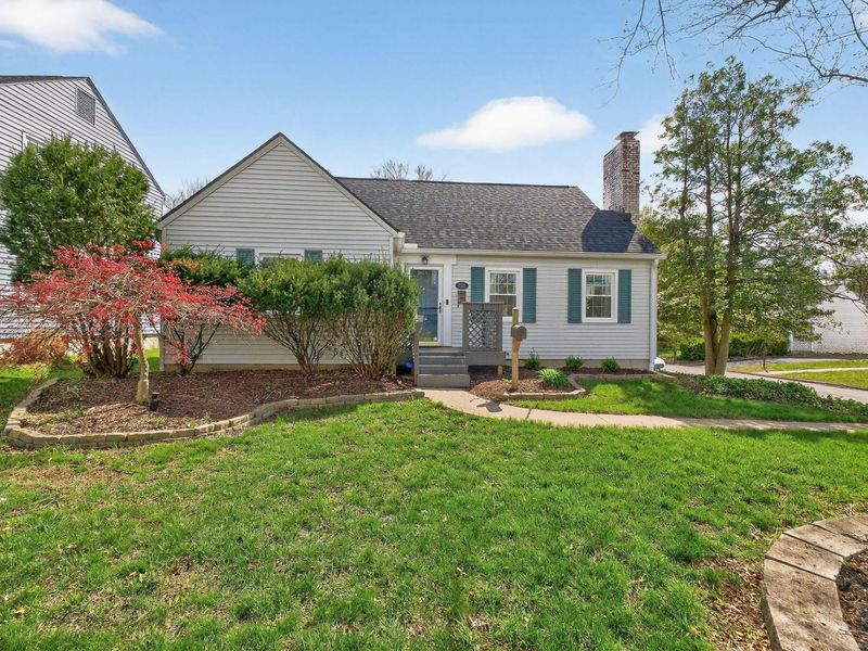 205 W Henderson Road, Columbus, OH 43214 Photo 2