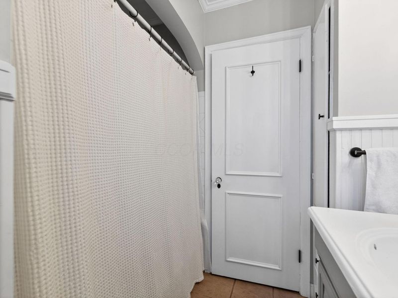 205 W Henderson Road, Columbus, OH 43214 Photo 34