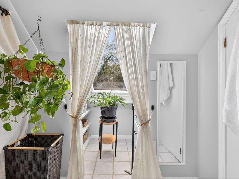 205 W Henderson Road, Columbus, OH 43214 Photo 41