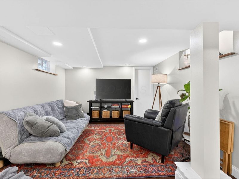 205 W Henderson Road, Columbus, OH 43214 Photo 46