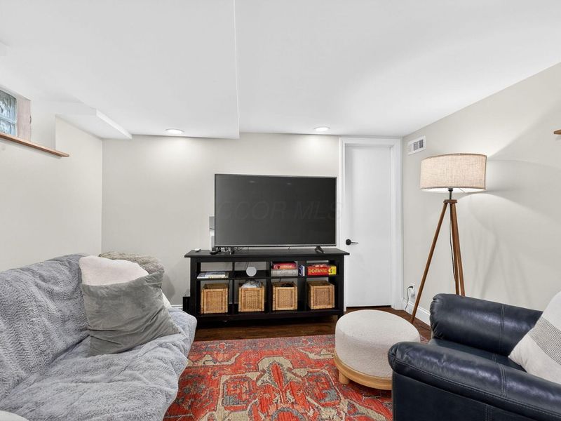 205 W Henderson Road, Columbus, OH 43214 Photo 47