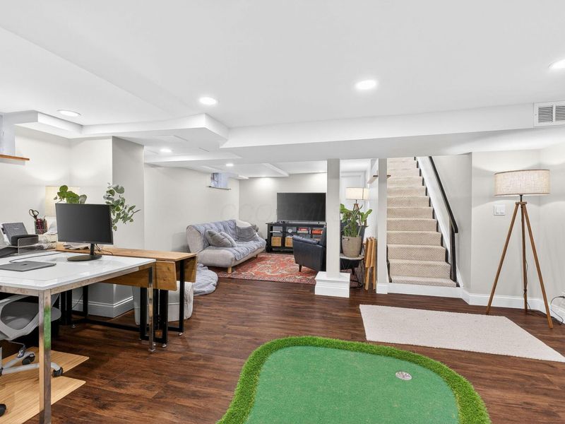 205 W Henderson Road, Columbus, OH 43214 Photo 52