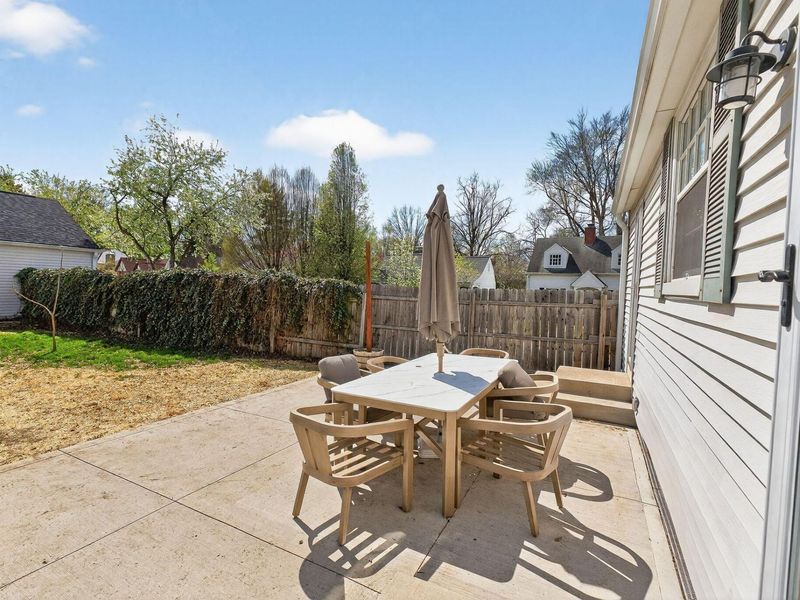 205 W Henderson Road, Columbus, OH 43214 Photo 55