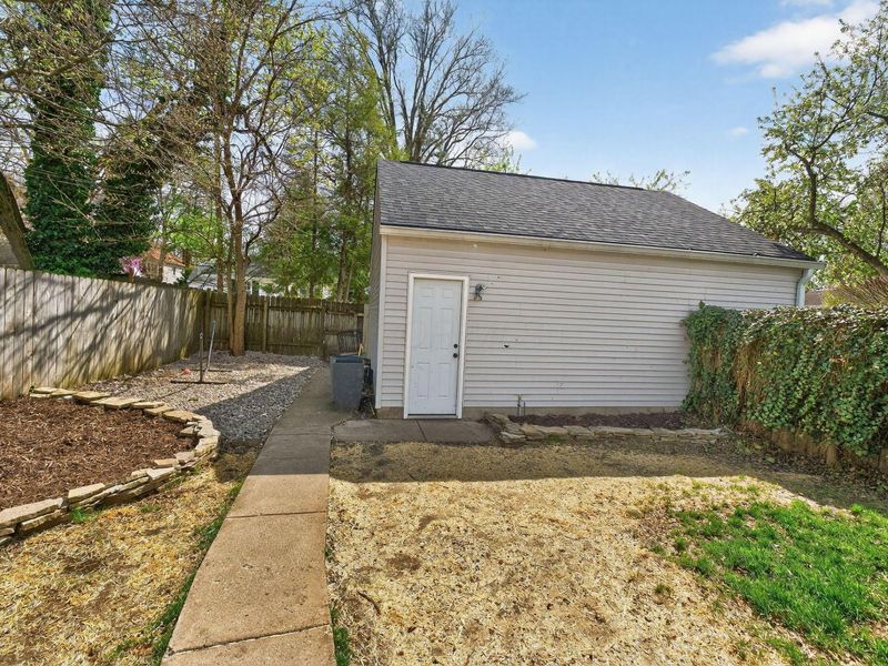 205 W Henderson Road, Columbus, OH 43214 Photo 61