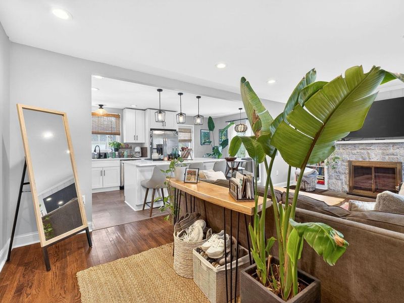 205 W Henderson Road, Columbus, OH 43214 Photo 7