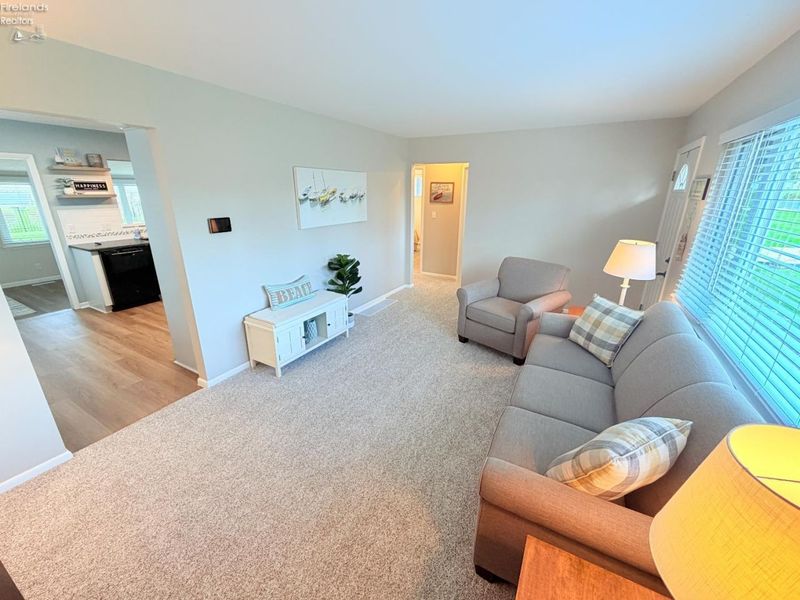 2078 Willowcove Drive, Marblehead, OH 43440 Photo 10