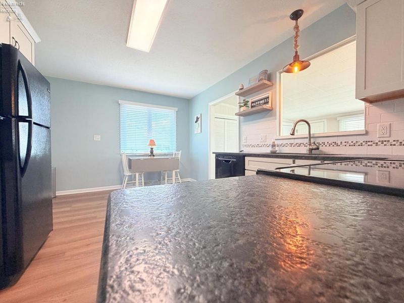 2078 Willowcove Drive, Marblehead, OH 43440 Photo 26