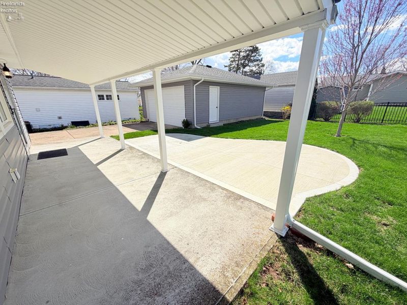 2078 Willowcove Drive, Marblehead, OH 43440 Photo 33