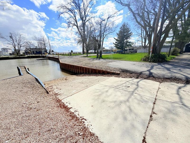 2078 Willowcove Drive, Marblehead, OH 43440 Photo 45