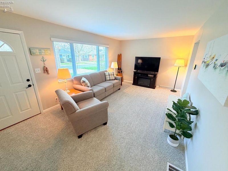 2078 Willowcove Drive, Marblehead, OH 43440 Photo 9