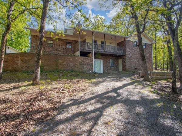 16 Pinecrest, Conway, AR 72032