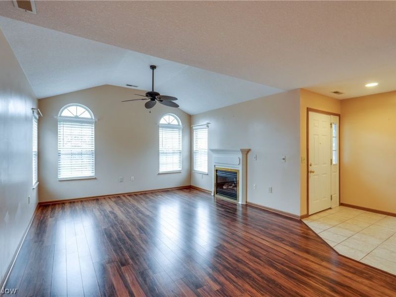 4201 Tannybrooke Lane NW, Unit 4C, Canton, OH 44718 Photo 10