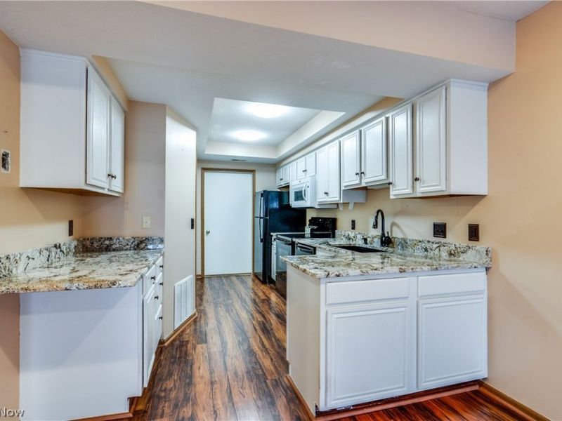 4201 Tannybrooke Lane NW, Unit 4C, Canton, OH 44718 Photo 14