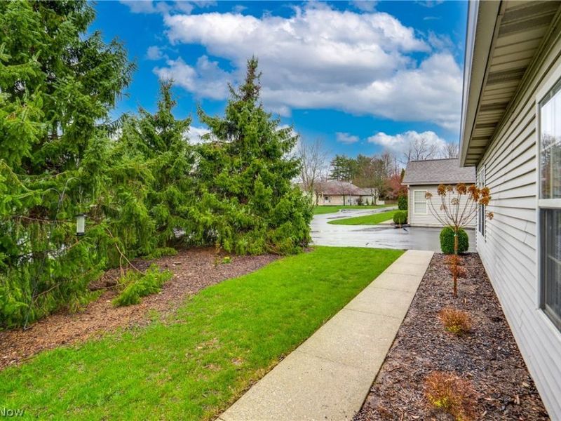 4201 Tannybrooke Lane NW, Unit 4C, Canton, OH 44718 Photo 6