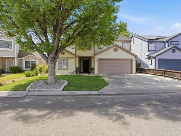 3227 dewey, Fresno, CA 93722