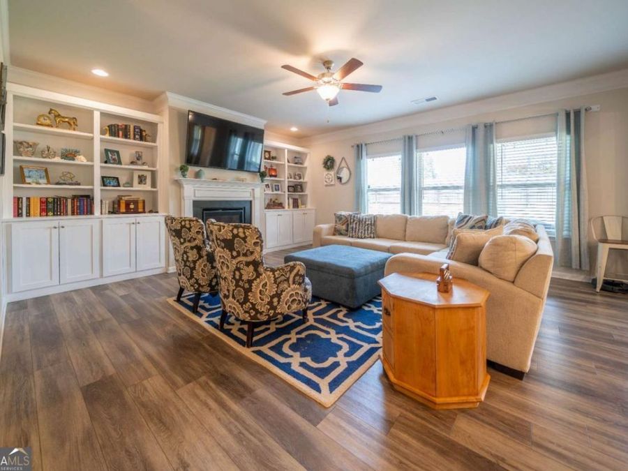 Property Image 9