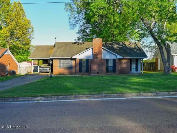 6406 Cherokee Drive, Olive Branch, MS 38654