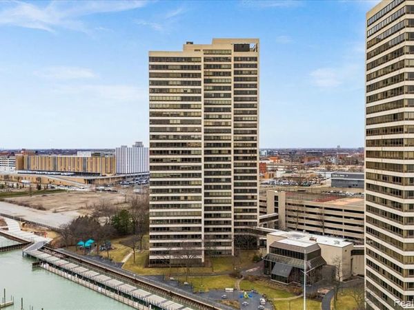 1001 W Jefferson Avenue, Detroit, MI 48226