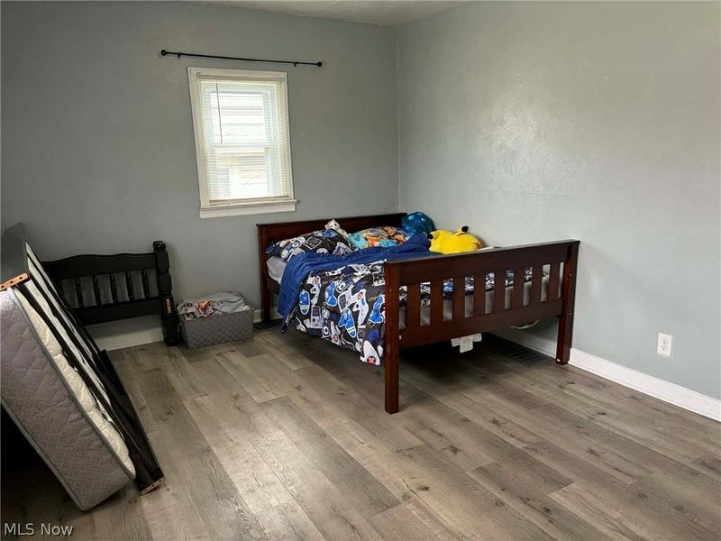 990 N TRIMBLE Road , Mansfield, OH 44906 Photo 3