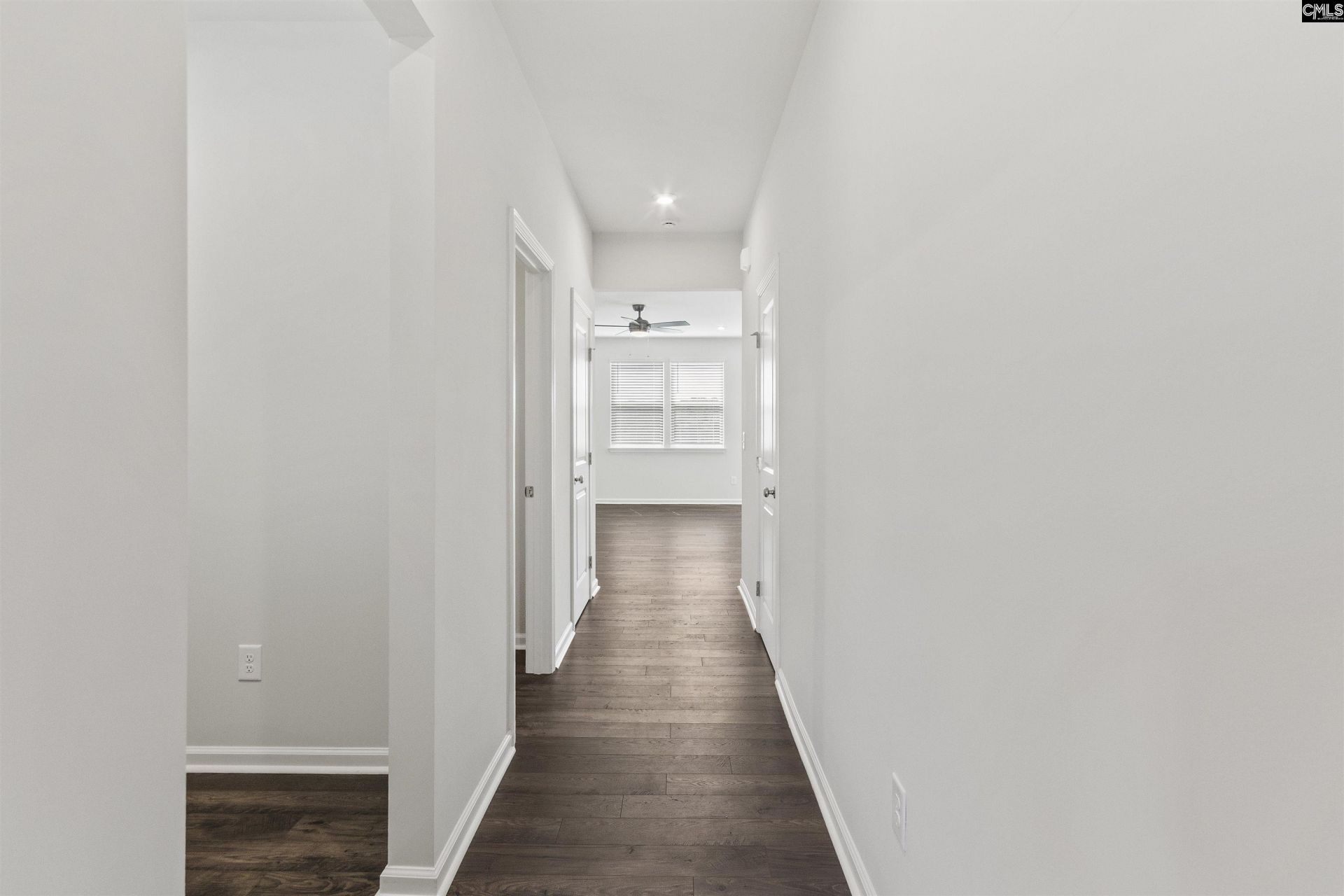 842 Huxley Lane  Photo 4