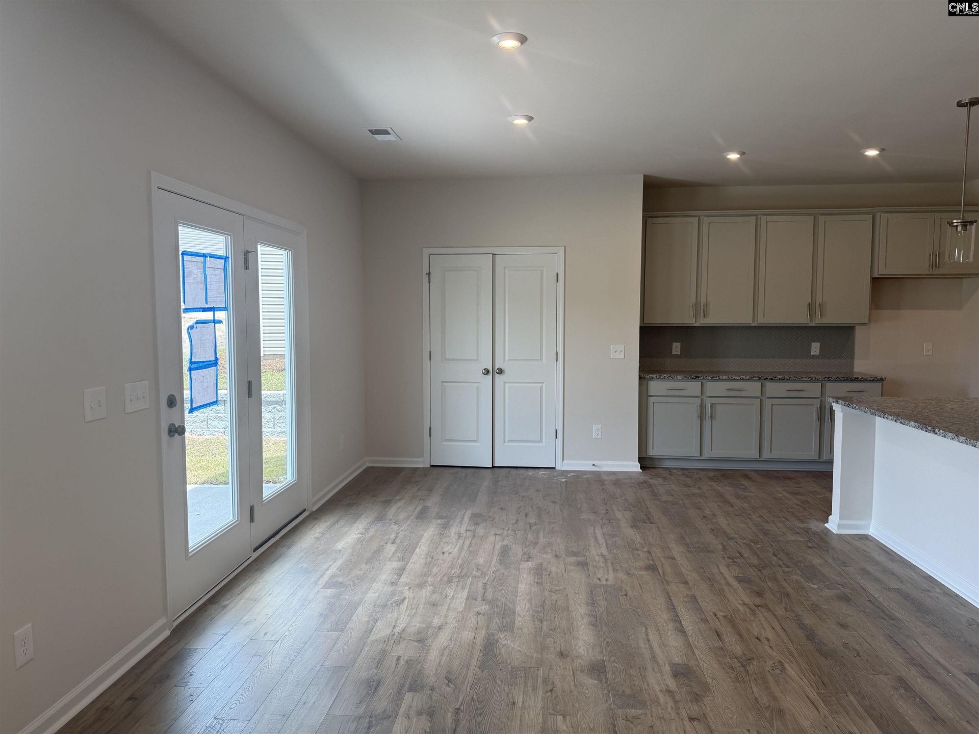 836 Huxley Lane Photo 10
