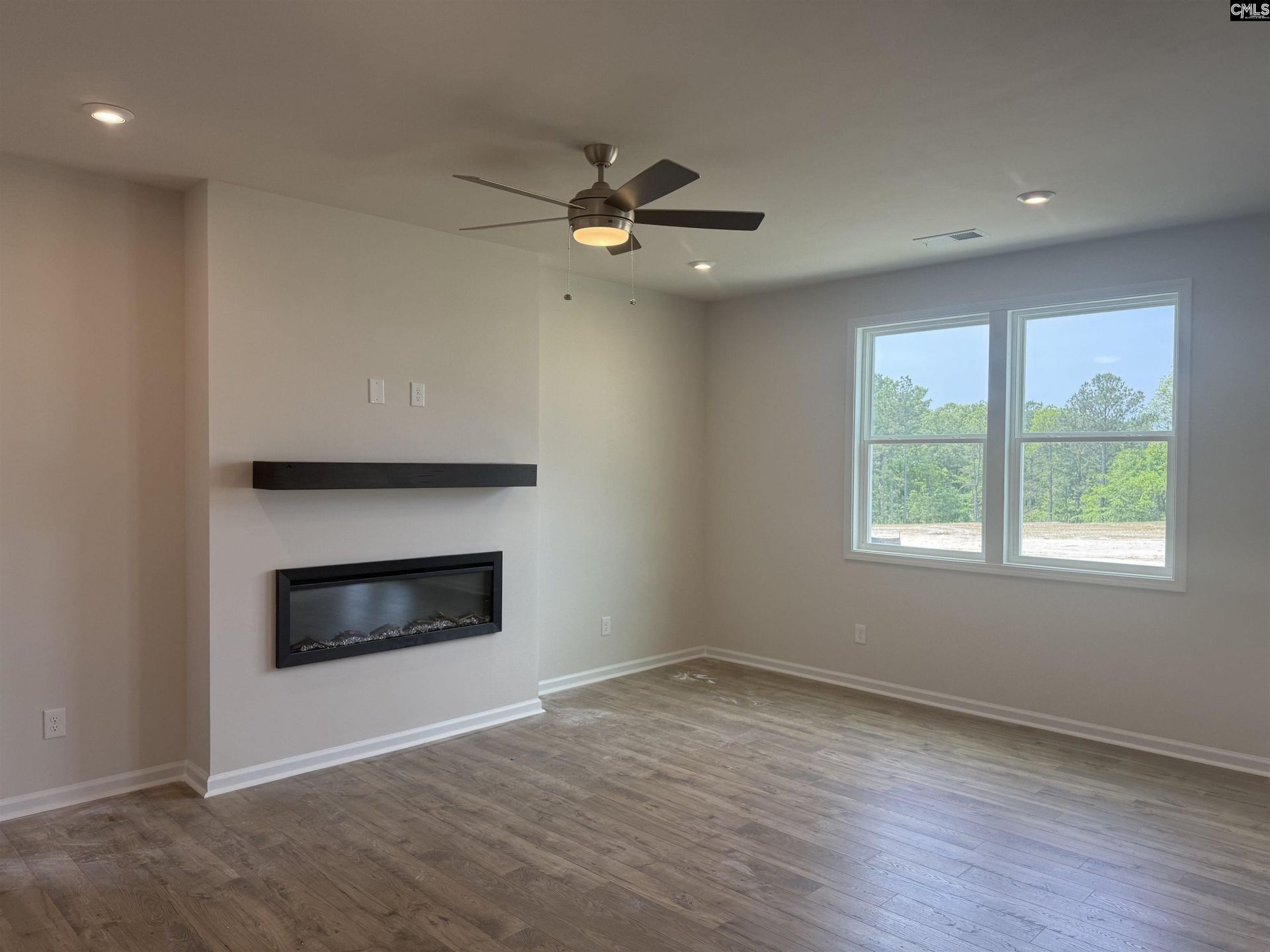 836 Huxley Lane Photo 6